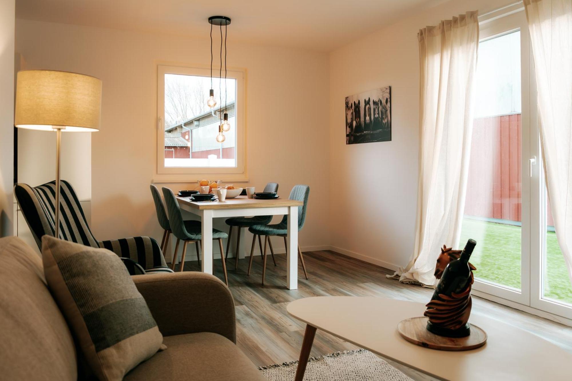 Ferienwohnungen Reiterhof Boltenhagen Ngoại thất bức ảnh